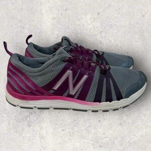 Women’s New Balance 811 size 7.5